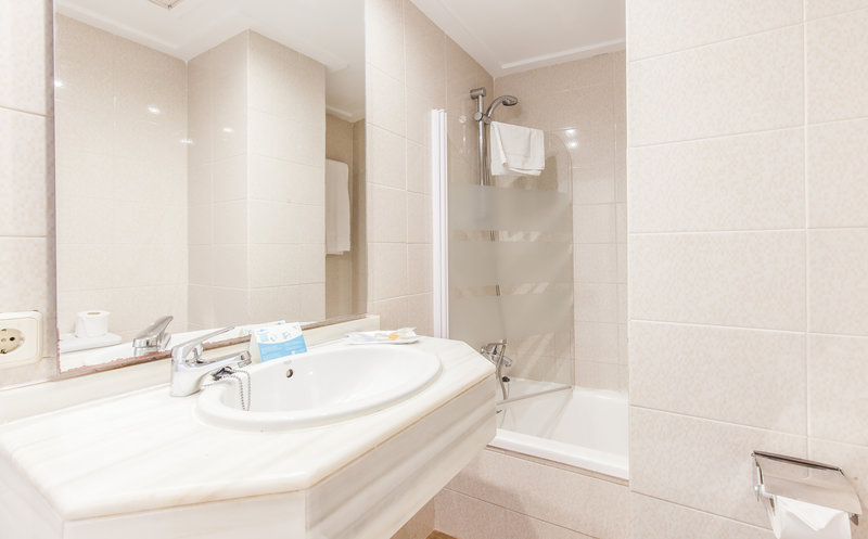 bluesea cala millor