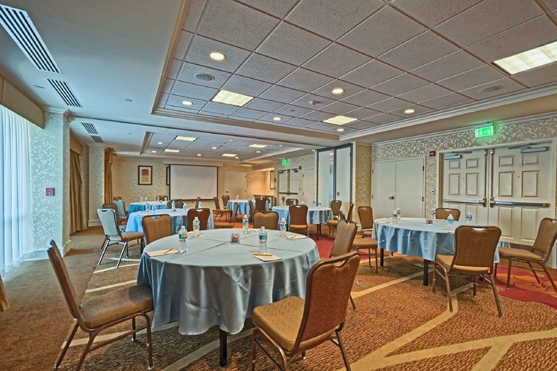 hilton garden inn mt laurel