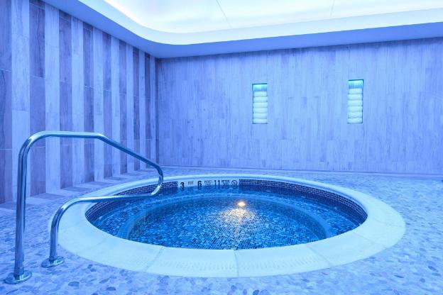 courtyard buffalo downtown canalside