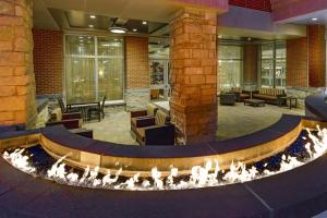 courtyard buffalo downtown canalside