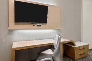 courtyard buffalo downtown canalside