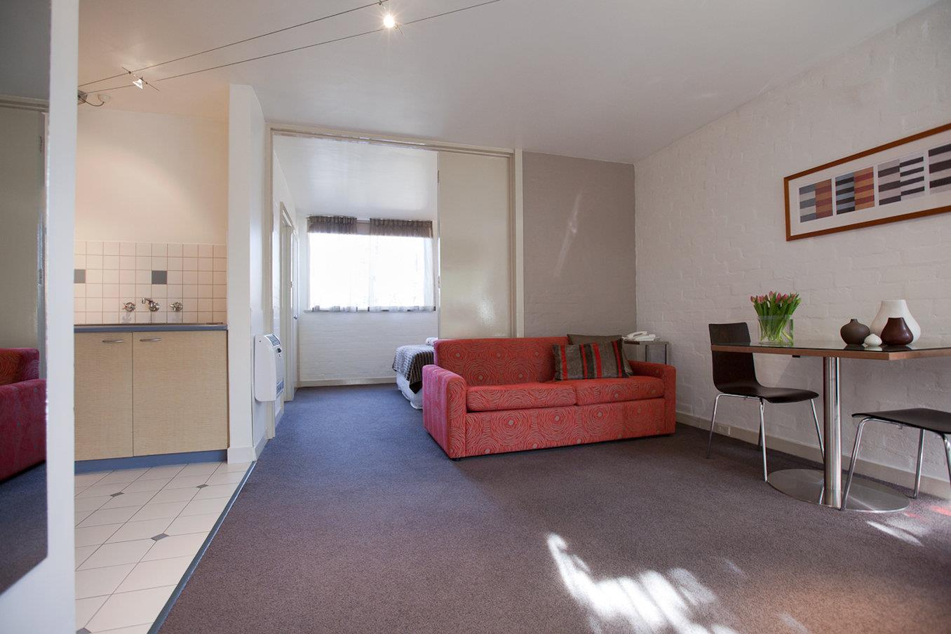 davis avenue apartments