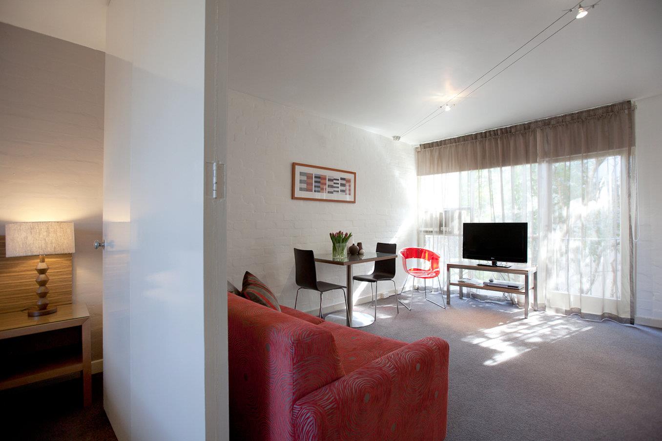 davis avenue apartments