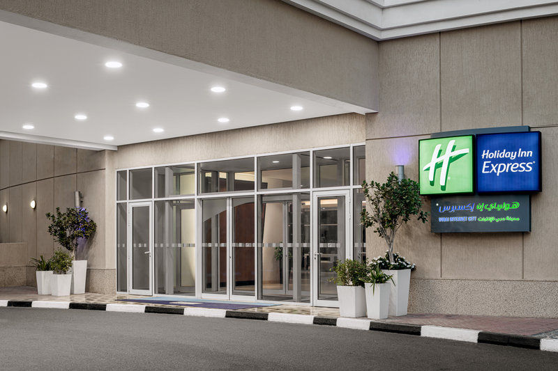 holiday inn express dubai internet city an ihg hotel