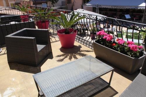 hotel la corniche dor mandelieu