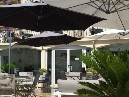 hotel la corniche dor mandelieu