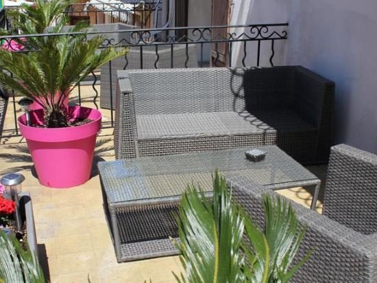 hotel la corniche dor mandelieu