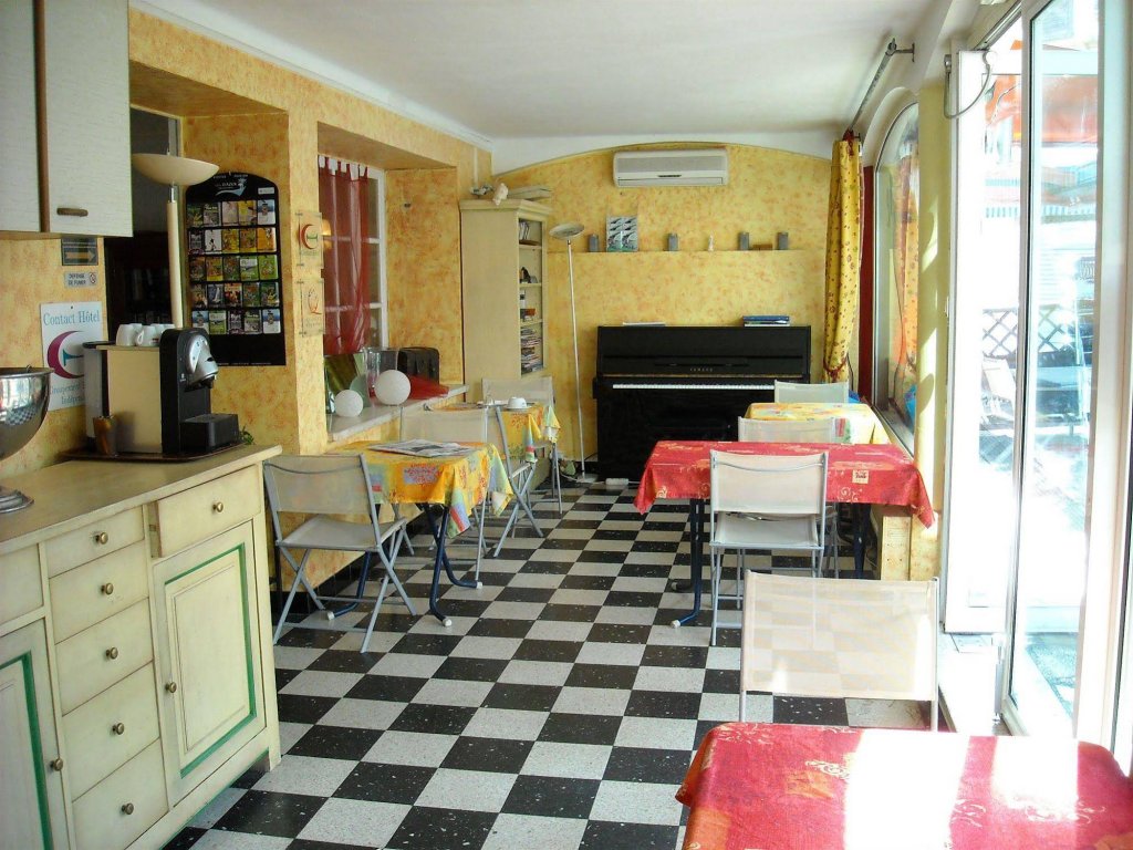 hotel la corniche dor mandelieu