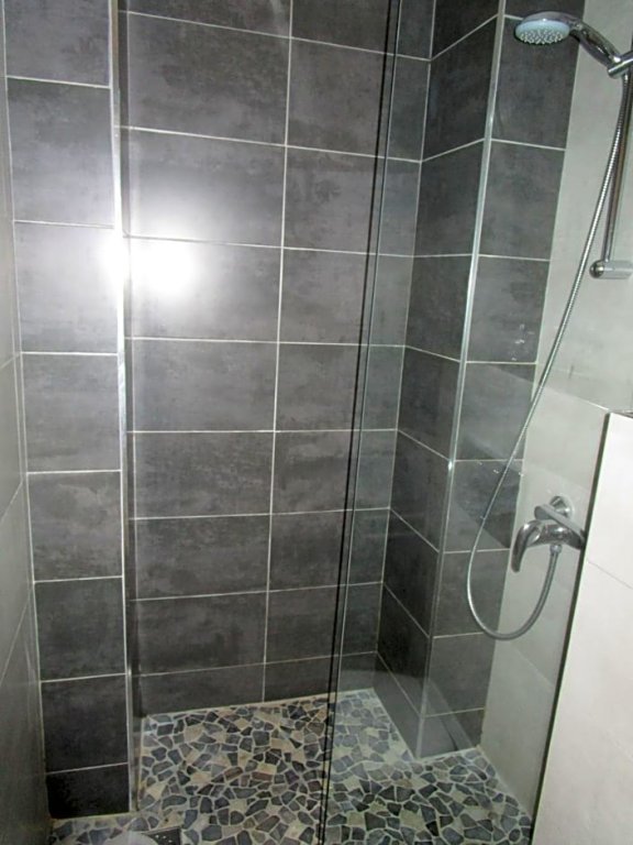 hotel la corniche dor mandelieu