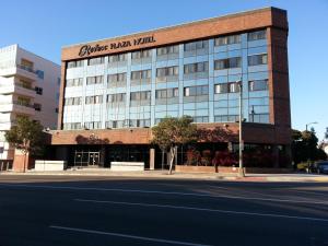 Hotel Koxie,3411 W Olympic Blvd,3 star