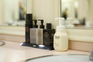 shinjuku kuyakusho mae capsule hotel