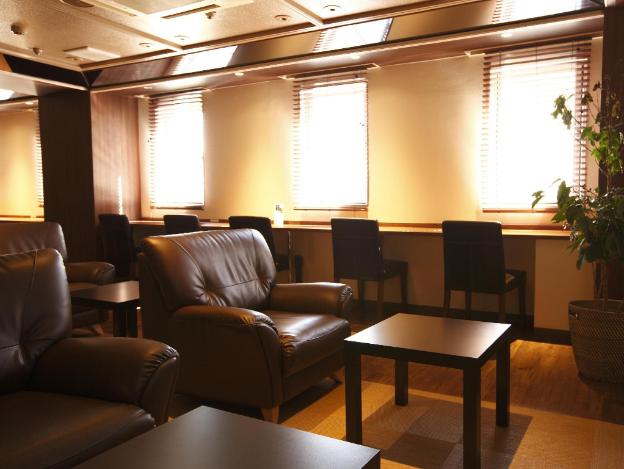 shinjuku kuyakusho mae capsule hotel