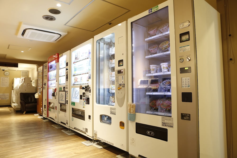 shinjuku kuyakusho mae capsule hotel