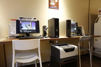 shinjuku kuyakusho mae capsule hotel
