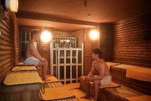 shinjuku kuyakusho mae capsule hotel