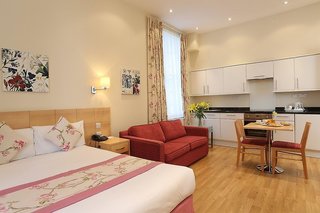 Oliver Plaza,33 Trebovir Road,4 star