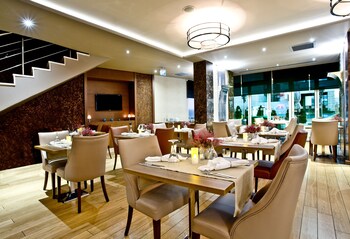 Holiday Inn Ankara - Kavaklidere, An Ihg Hotel,Cankaya>>Ankara,4 star