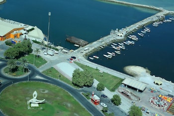 harbour suites hotel adults only