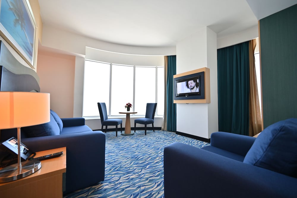 harbour suites hotel adults only