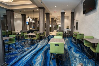 Fairfield Inn & Suites Kearney,Elm Creek>>Clay County,2.5 star