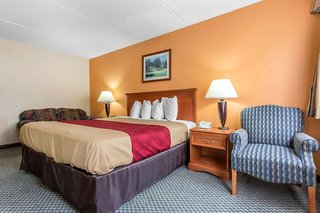 econo lodge southern pines