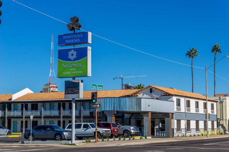 downtown phoenix hotel