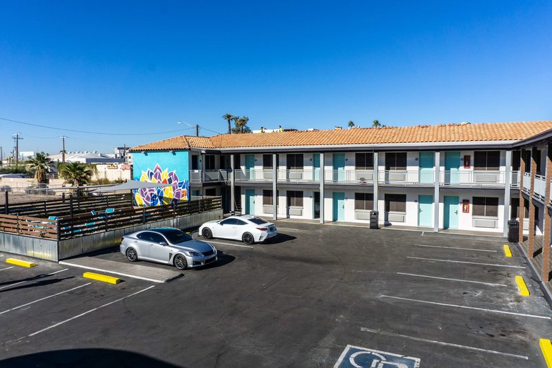 downtown phoenix hotel