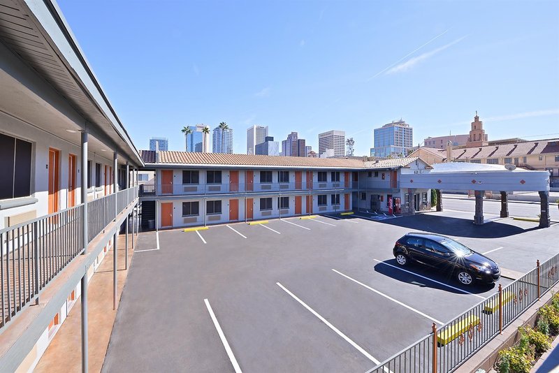 downtown phoenix hotel