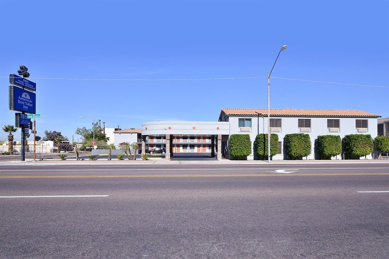 downtown phoenix hotel