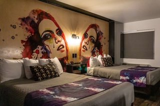 downtown phoenix hotel