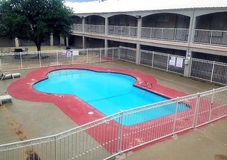 oyo hotel midland