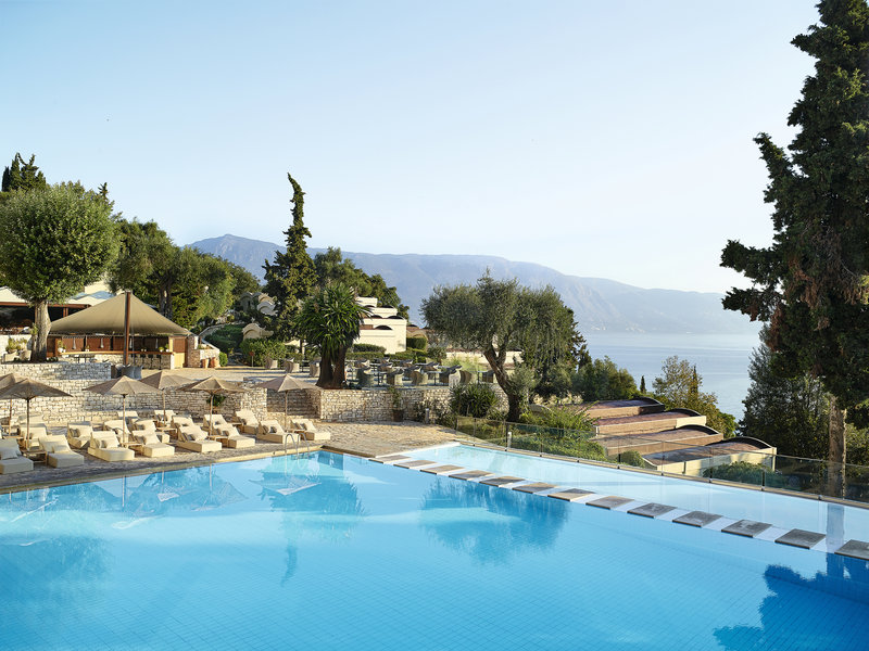 grecotel luxme daphnila bay