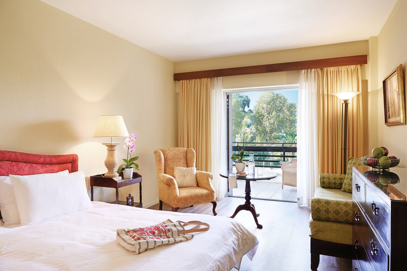 grecotel luxme daphnila bay