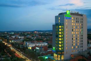Holiday Inn Express Semarang Simpang Lima, An Ihg Hotel,Salatiga>>Central Java,3 star