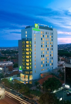 holiday inn express semarang simpang lima by ihg