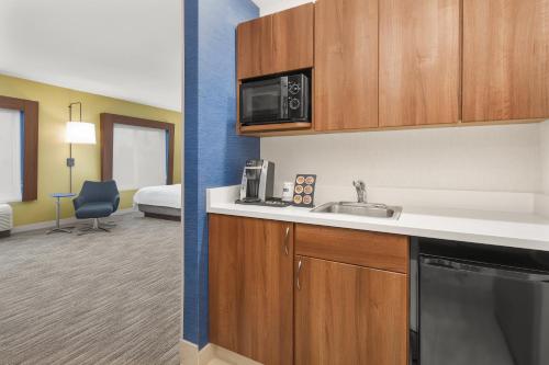 holiday inn express hotel sacramento airport natomas by ihg