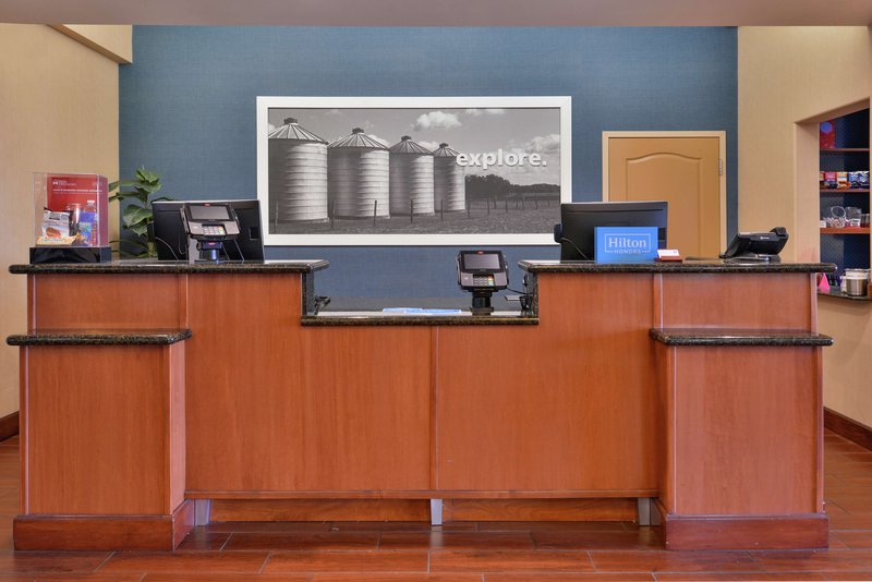 hampton inn and suites woodland sacramento area
