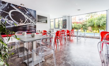 hotel aacr monteolivos