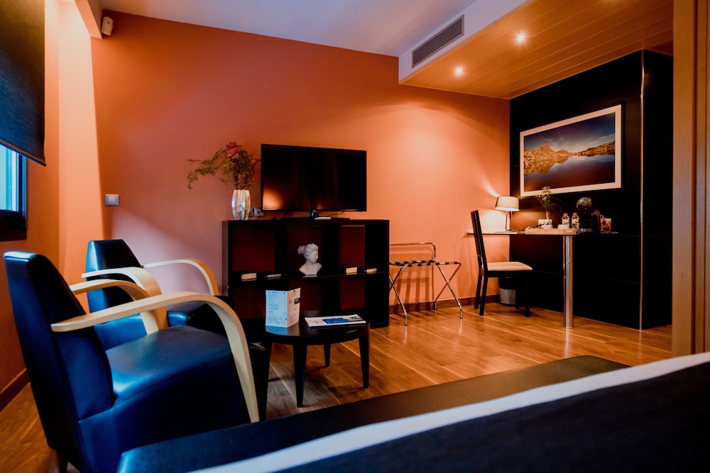 hotel font dargent pas de la casa