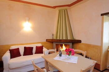 Antica Torre Del Nera,Perugia>>Foligno,4 star