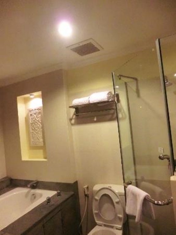 harmoni one convention hotel and service apartments