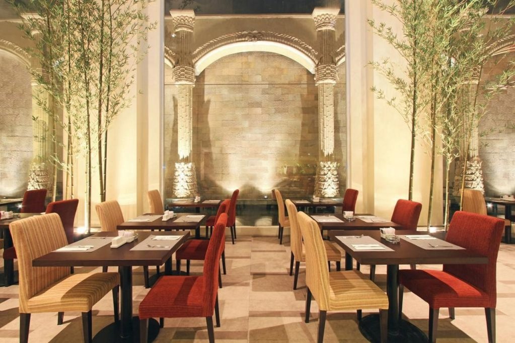 harmoni one convention hotel and service apartments