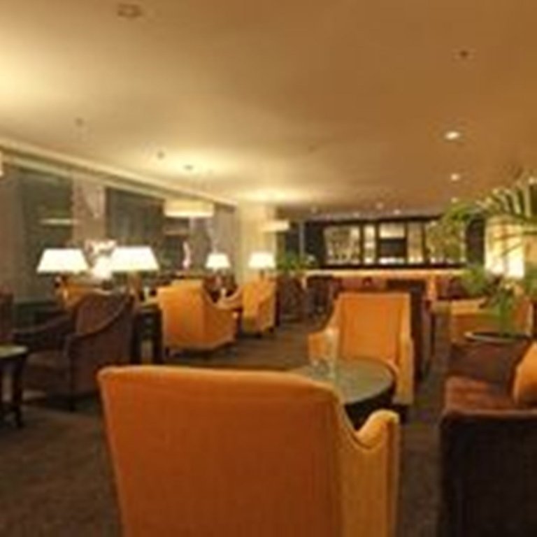 harmoni one convention hotel and service apartments