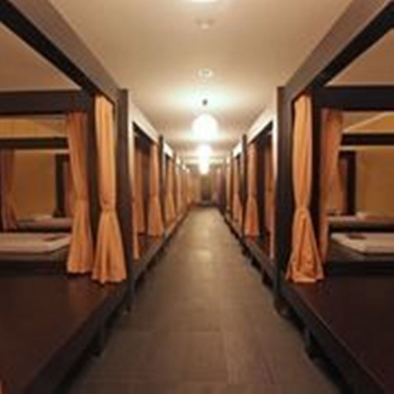 harmoni one convention hotel and service apartments