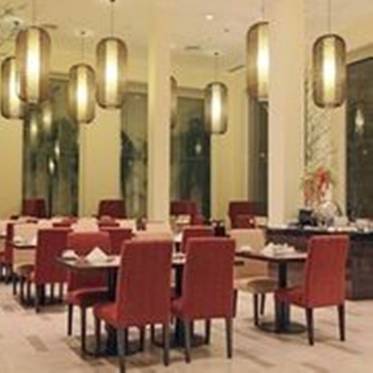 harmoni one convention hotel and service apartments