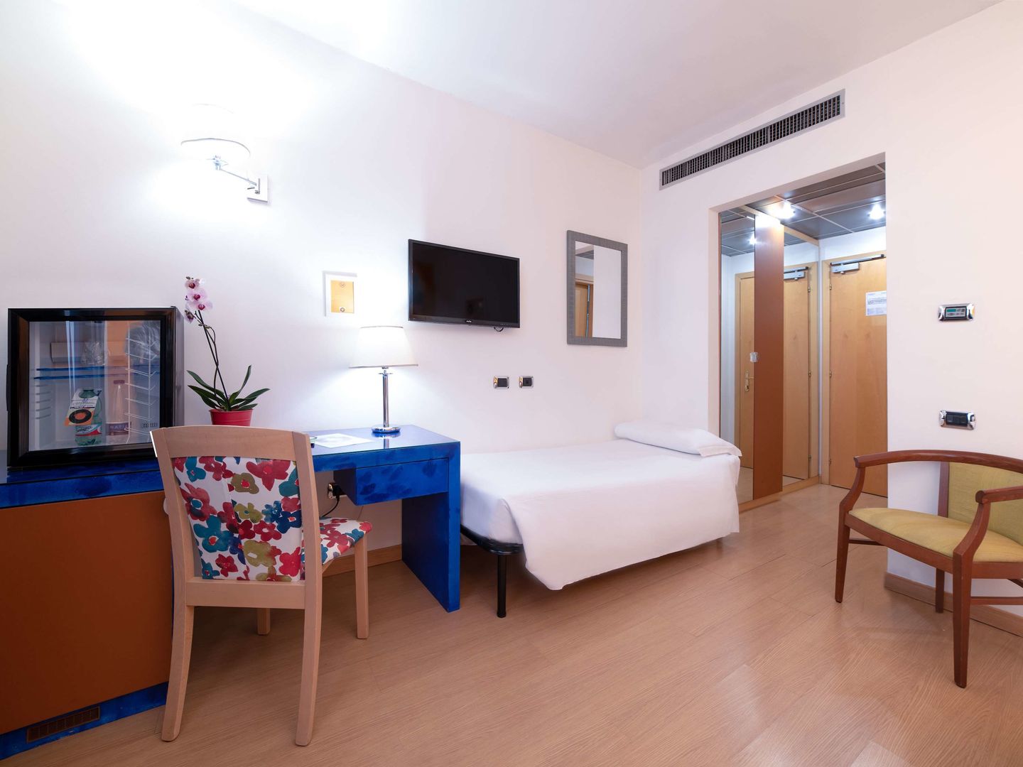 ibis styles roma vintage hotel
