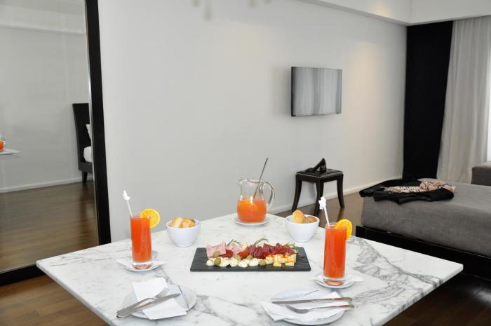 broadway hotel and suites