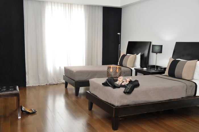 broadway hotel and suites