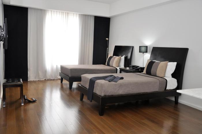 broadway hotel and suites