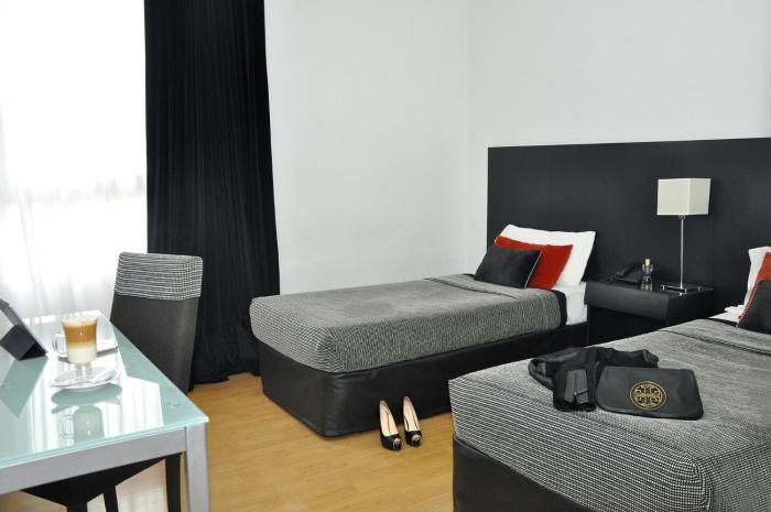 broadway hotel and suites